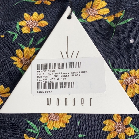 Lost & Wander Outpost Mini black sunflower dress button down long sleeve ruching - Picture 14 of 16